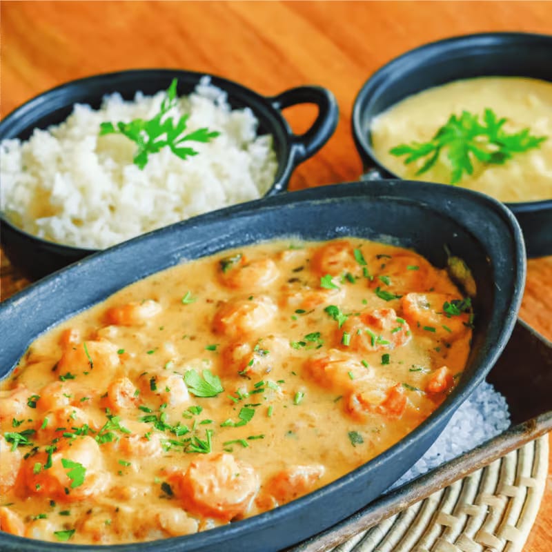 Filé de Peixe ao Molho de Camarão